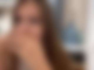 OraleeProuty's Live Sex Cam Show