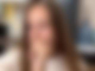OraleeProuty's Live Sex Cam Show