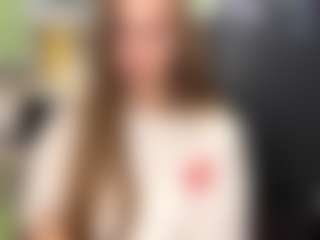 OraleeProuty's Live Sex Cam Show