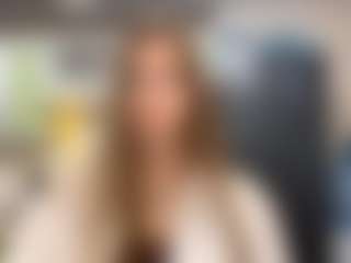 OraleeProuty's Live Sex Cam Show