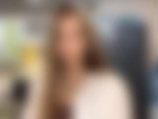 OraleeProuty's Live Sex Cam Show