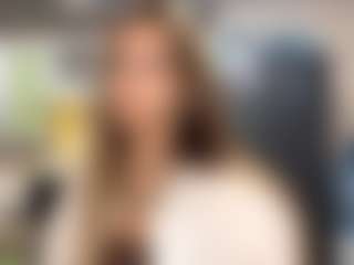 OraleeProuty's Live Sex Cam Show