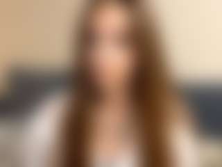OraleeProuty's Live Sex Cam Show