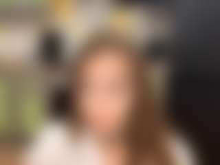 Live cam show with OraleeProuty - Anal Brown Hair on intimatelivegirls.com