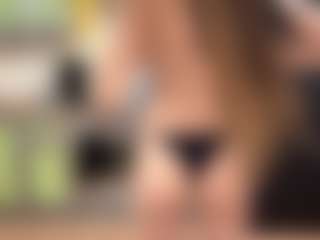 OraleeProuty's Live Sex Cam Show