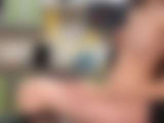 OraleeProuty's Live Sex Cam Show