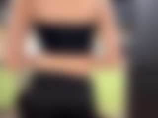 OraleeProuty's Live Sex Cam Show