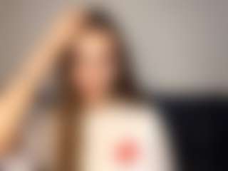 OraleeProuty's Live Sex Cam Show