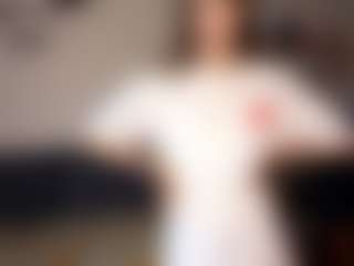OraleeProuty's Live Sex Cam Show