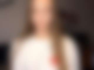 OraleeProuty's Live Sex Cam Show