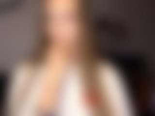 OraleeProuty's Live Sex Cam Show