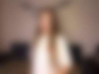 OraleeProuty's Live Sex Cam Show