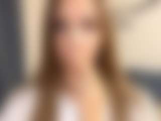 OraleeProuty's Live Sex Cam Show