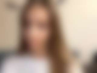 OraleeProuty's Live Sex Cam Show