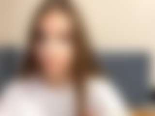 OraleeProuty's Live Sex Cam Show