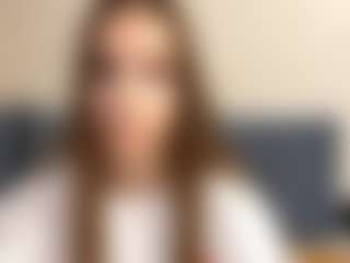 OraleeProuty's Live Sex Cam Show