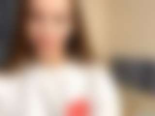 OraleeProuty's Live Sex Cam Show