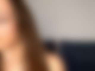 OraleeProuty's Live Sex Cam Show