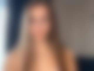 OraleeProuty's Live Sex Cam Show