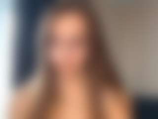 OraleeProuty's Live Sex Cam Show