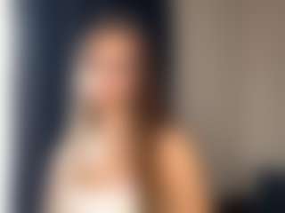 Live cam show with OraleeProuty - Blow on Camsoda
