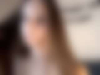 OraleeProuty's Live Sex Cam Show