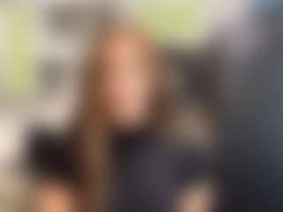 OraleeProuty's Live Sex Cam Show