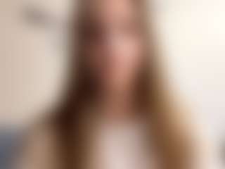 OraleeProuty's Live Sex Cam Show