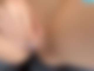 OraleeProuty's Live Sex Cam Show