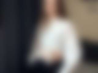 Live cam show with OraleeProuty - Brown Hair Petite on Camsoda