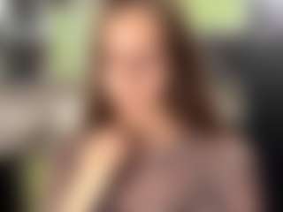 OraleeProuty's Live Sex Cam Show