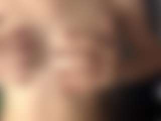 Live cam show with OraleeProuty - Young Adult on Streamer API