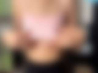 Live cam show with OraleeProuty - Skinny on boobsie.com