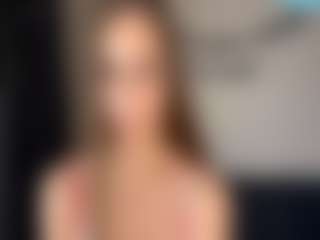 Live cam show with OraleeProuty - Solo on SquirtSoMuch