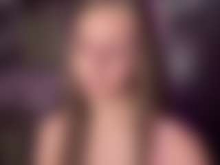 OraleeProuty's Live Sex Cam Show