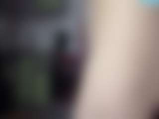 OraleeProuty's Live Sex Cam Show