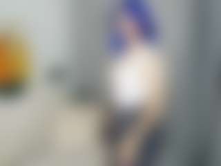 Live cam show with TressieTerrano - Booty on Camsoda