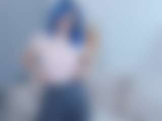 Live cam show with TressieTerrano - Young Adult on Camiplay Live