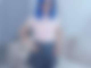 Live cam show with TressieTerrano - College Big Tits on TeamSkeetLive