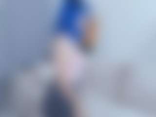 Live cam show with TressieTerrano - New Young Adult on UwU Esports