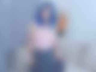 Live cam show with TressieTerrano - Young Adult on SpunkLive