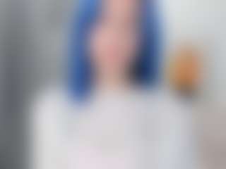 Live cam show with TressieTerrano - Petite on Camsoda