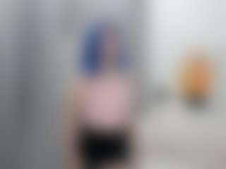 Live cam show with TressieTerrano - Cosplay on Camsoda