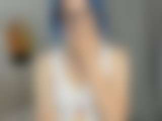 Live cam show with TressieTerrano - Nipple Piercings on Camsoda