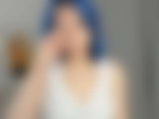 Live cam show with TressieTerrano - Striptease Teen (18+) on Camsoda