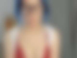 Live cam show with TressieTerrano - Athletic on Camming Site