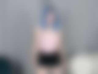 Live cam show with TressieTerrano - Normal on madthumbs
