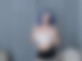 Live cam show with TressieTerrano - Pov on WildCum