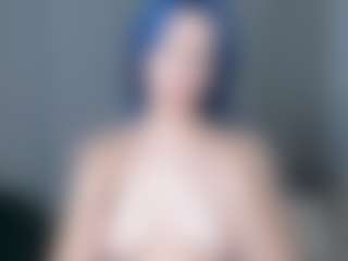 Live cam show with TressieTerrano - Striptease on SinfulBabes