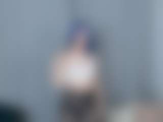 Live cam show with TressieTerrano - Athletic Young Adult on Soda Cam